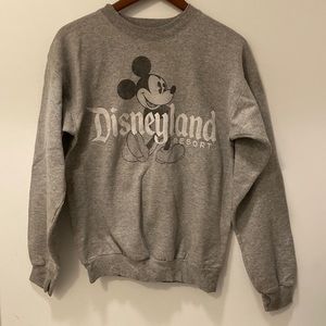 Women’s Disneyland Mickey Mouse Sweatshirt Size Small